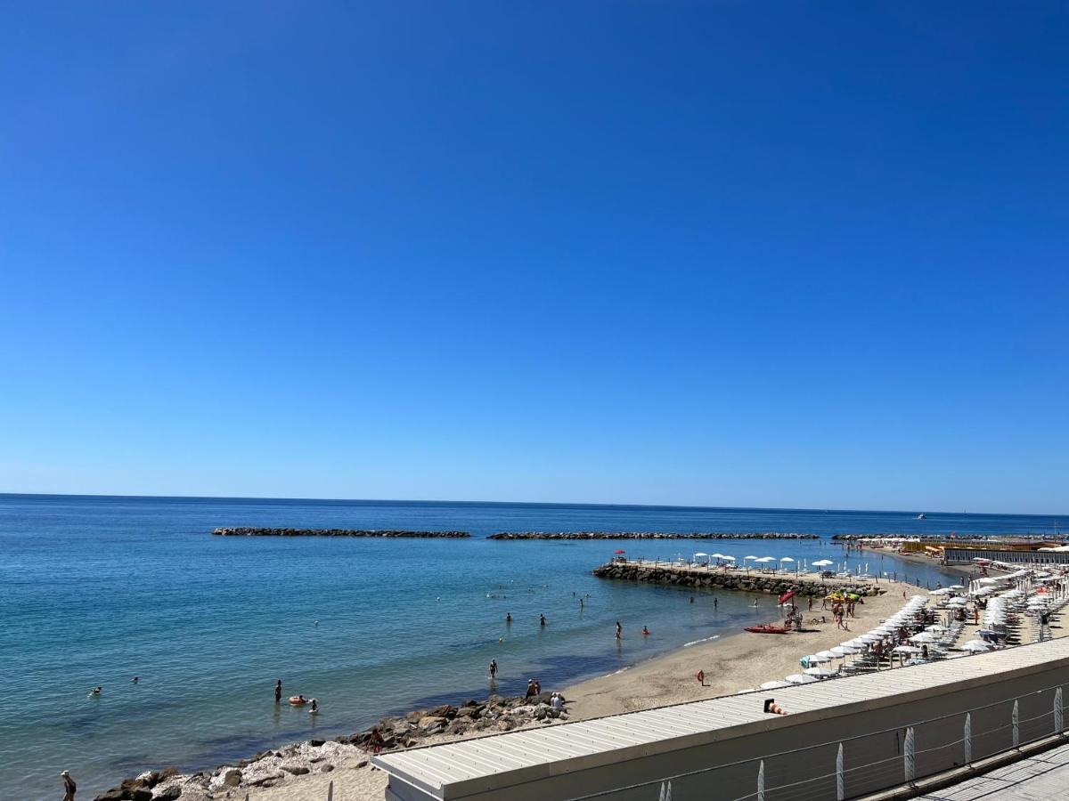 Da Mariella Vacanze Con Terrazzo Apartment Sanremo